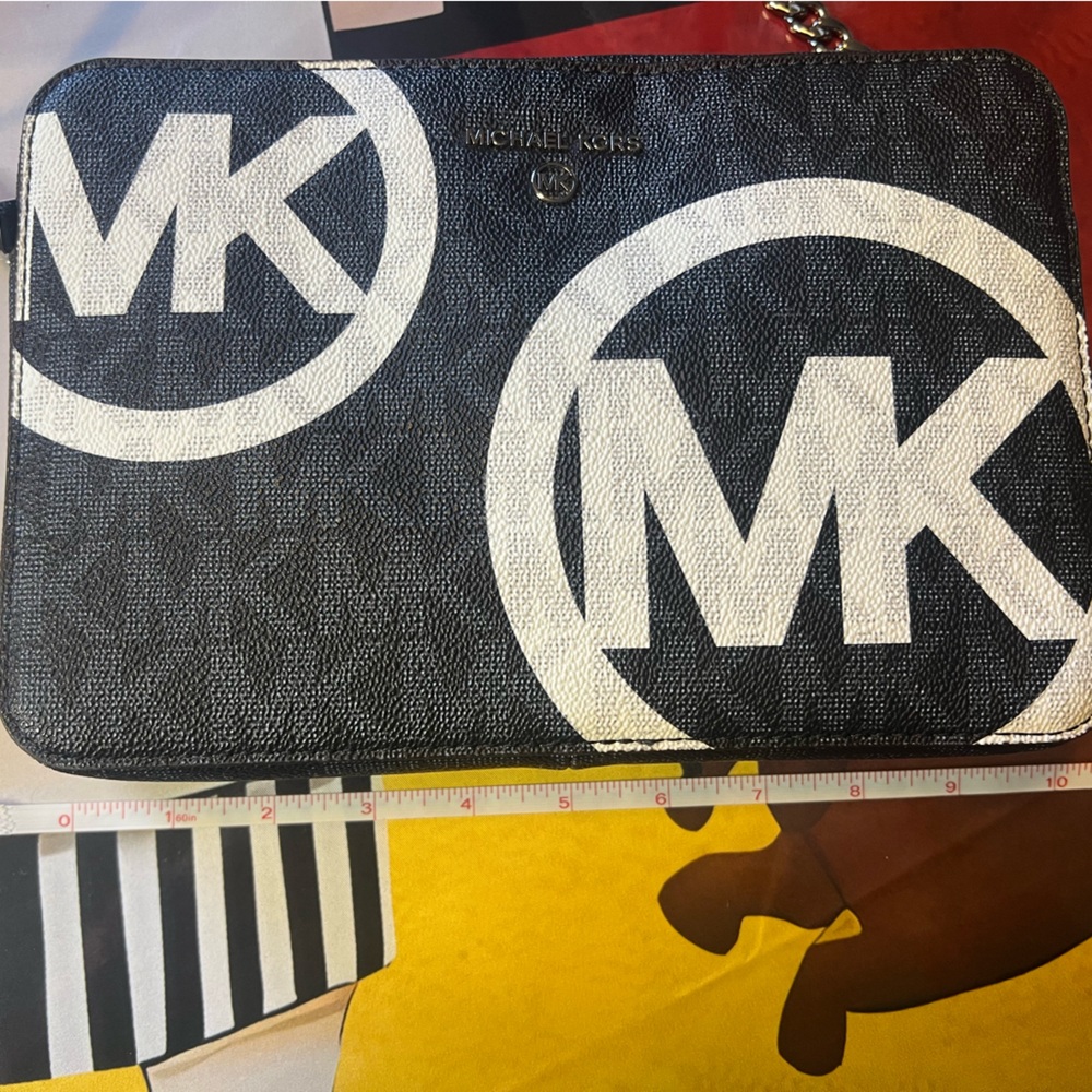 Michael Kors Cross Body Bag